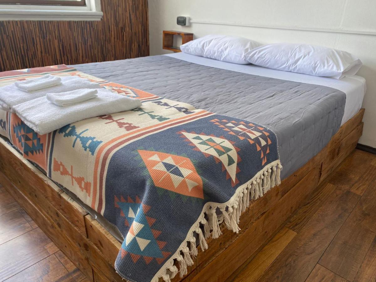 Hostal Ochen Punta Arenas Exterior photo