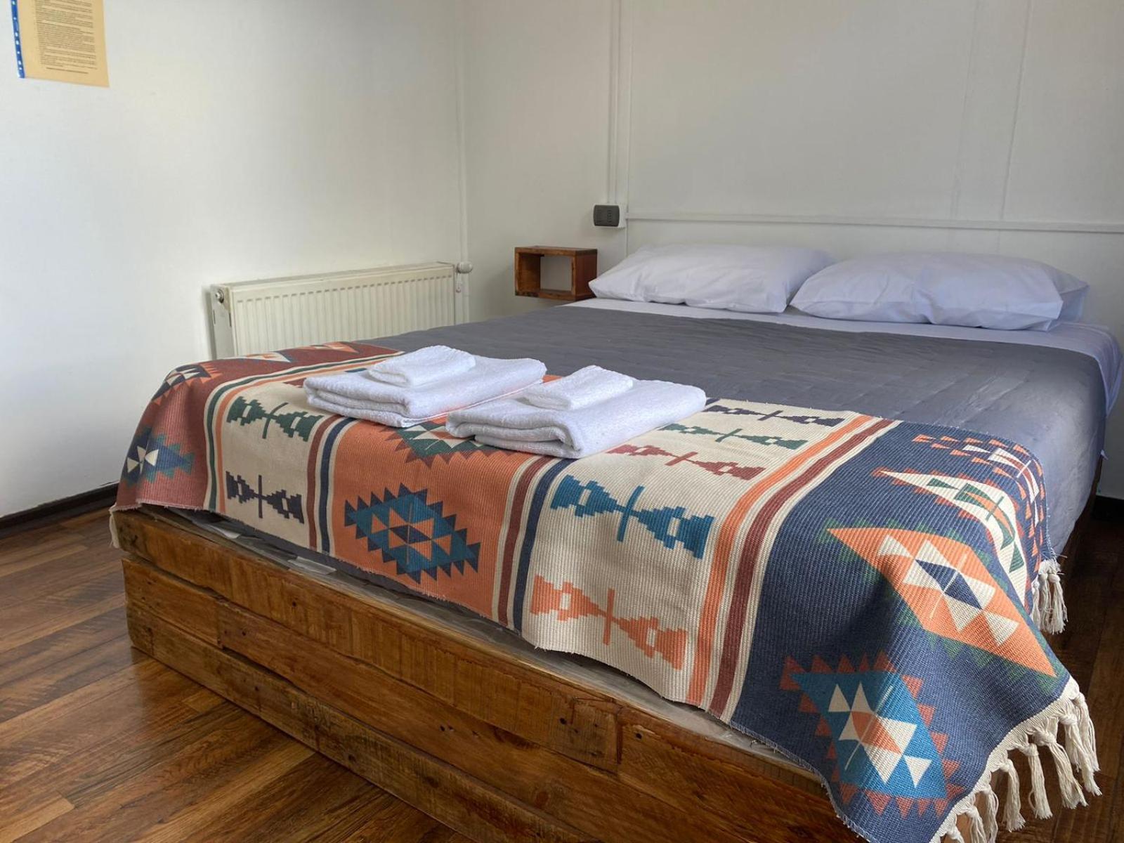 Hostal Ochen Punta Arenas Exterior photo